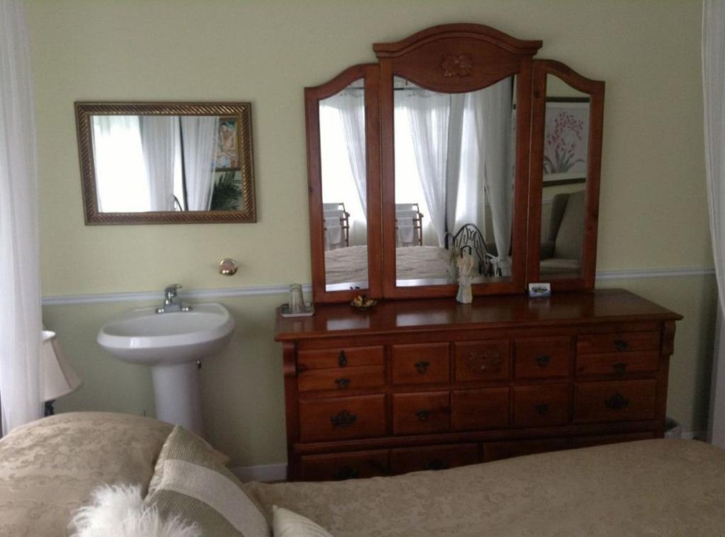 Gite Maison Parc Delormier Trois-Rivieres Room photo